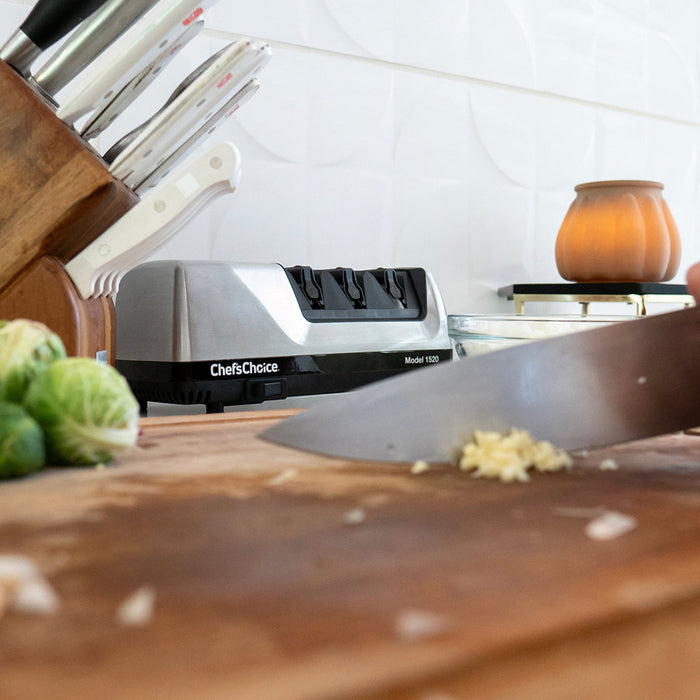 Chef's Choice Model 1520 Diamond Hone Electric Knife Sharpener