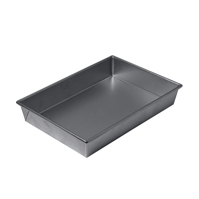 Chicago Metallic 13" x 9" Rectangular Cake Pan - CM16945CAN