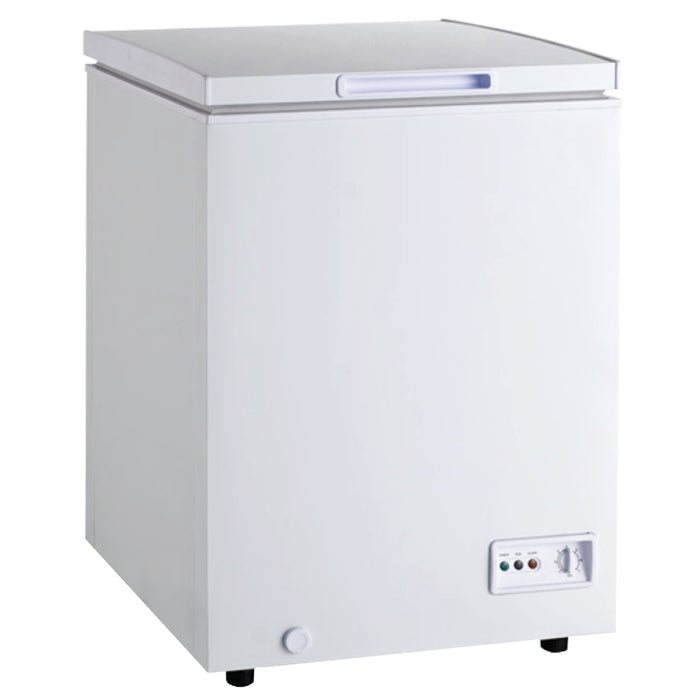 Nella 30" Chest Freezer With Solid Flat Top - 4.9 Cu. Ft.