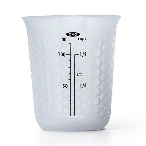  OXO Good Grips 2-Cup Squeeze & Pour Silicone Measuring Cup with  Stay-Cool Patternt, Clear: Home & Kitchen